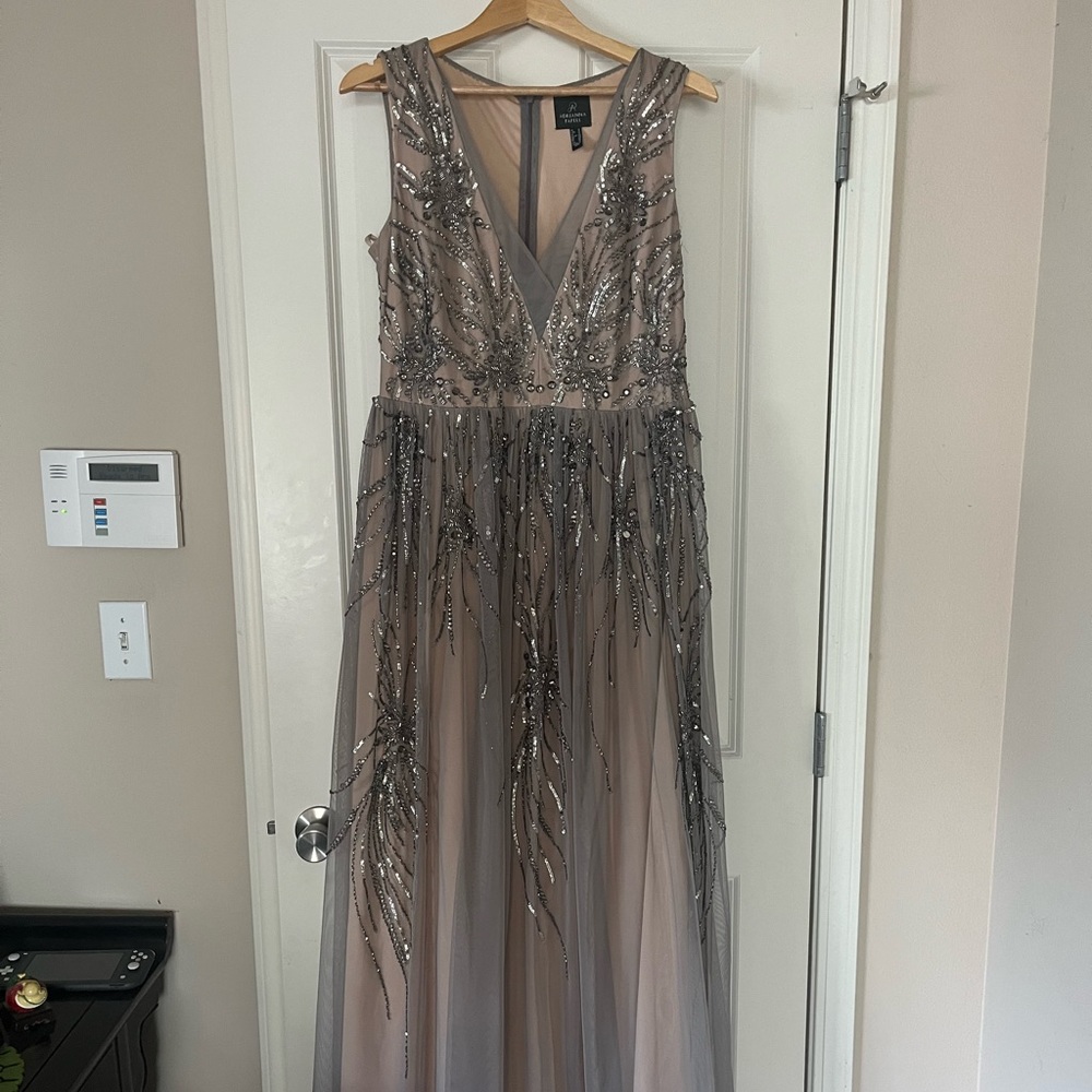 elegant full-length gown ✨